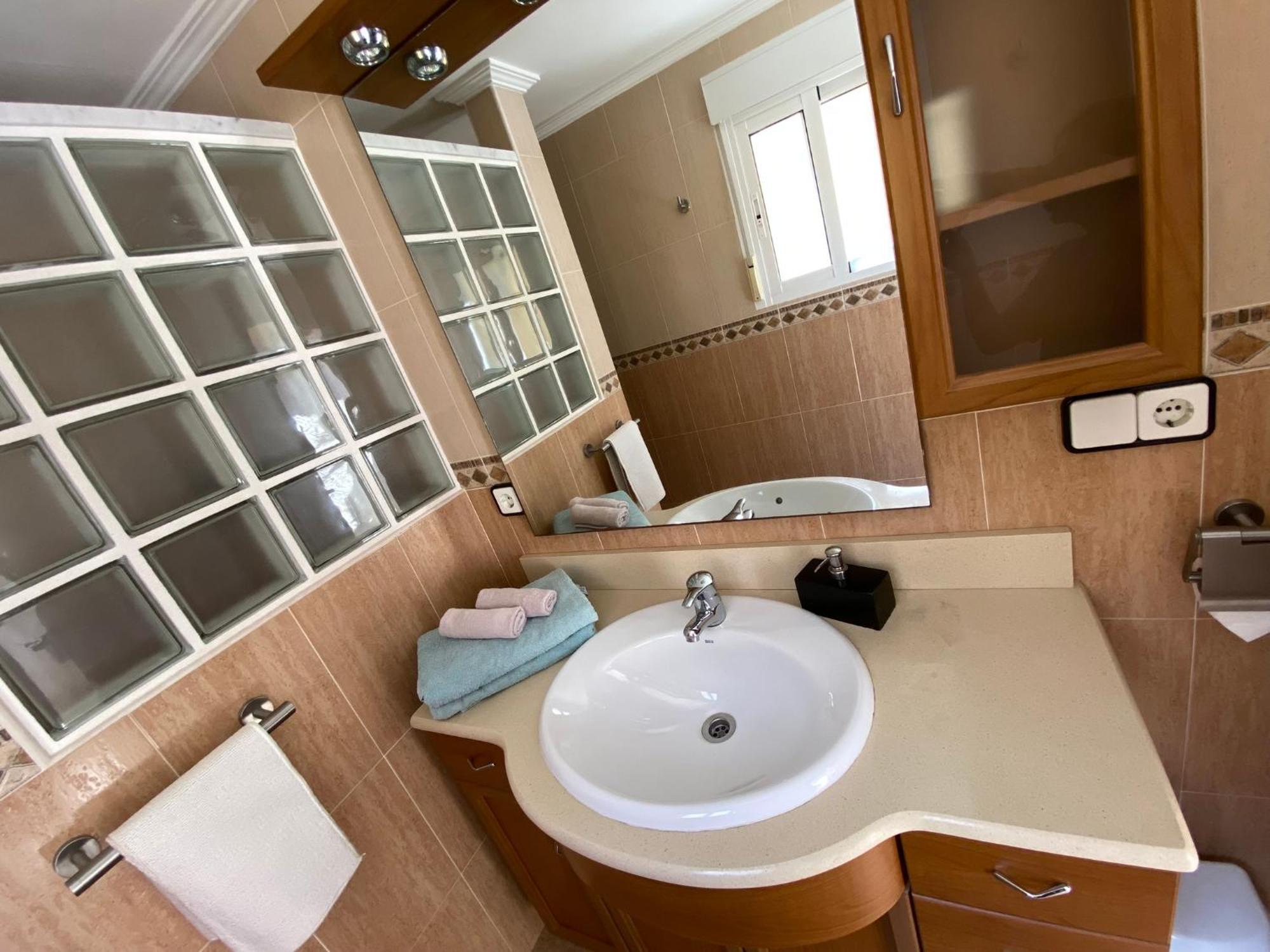 Guesthouse In Torrent Εξωτερικό φωτογραφία